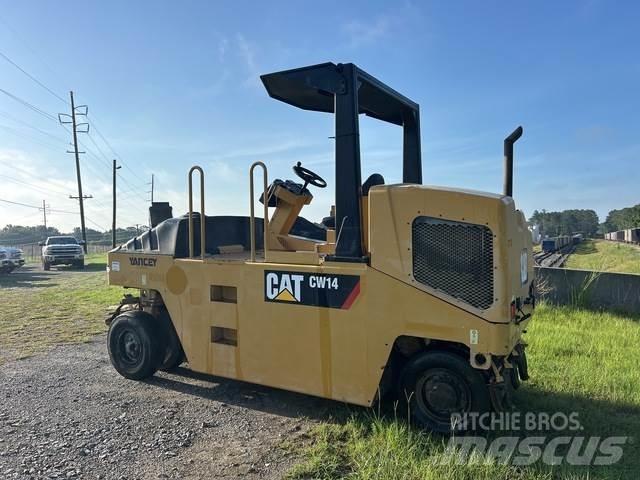 CAT CW14 Walce ogumione
