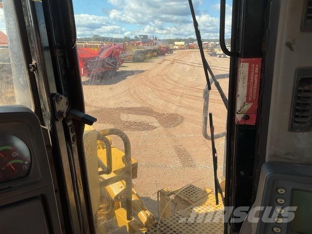 CAT D10T Spycharki gąsienicowe