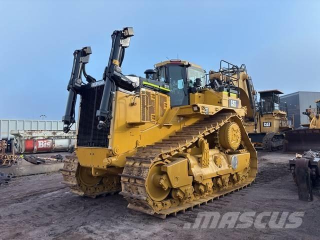 CAT D11T Spycharki gąsienicowe