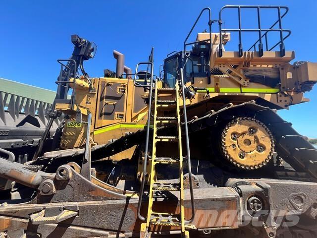 CAT D11T Spycharki gąsienicowe