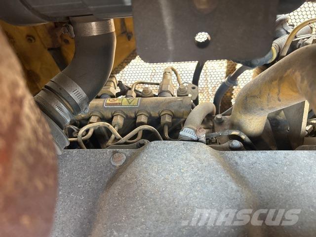 CAT D4K LGP Spycharki gąsienicowe