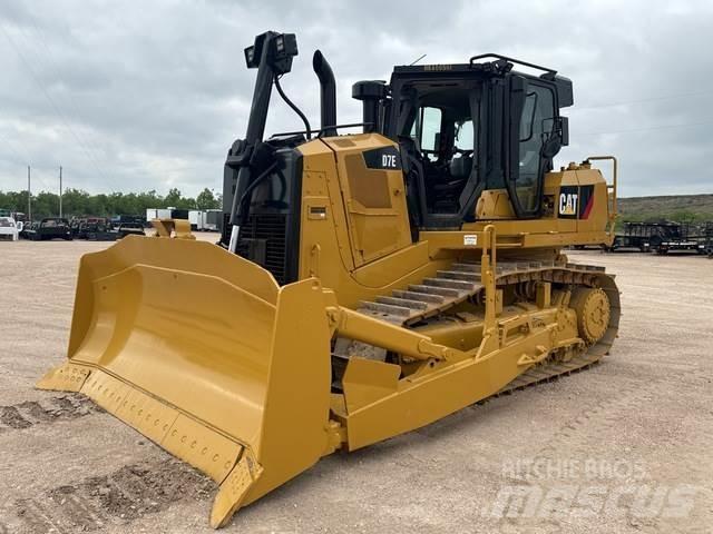 CAT D7E Spycharki gąsienicowe