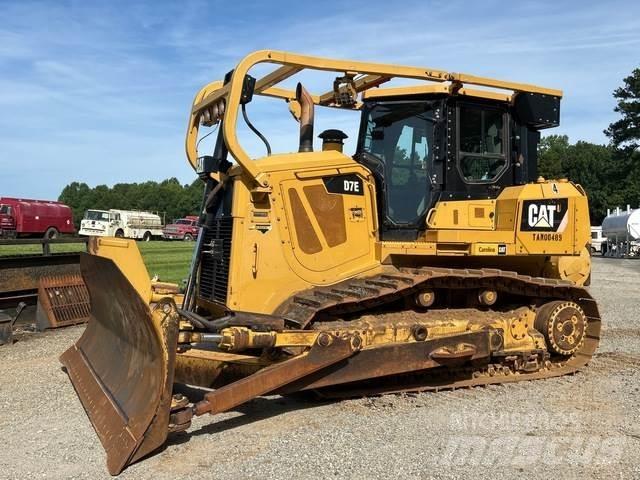 CAT D7E Spycharki gąsienicowe