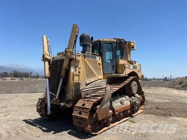CAT D8T Spycharki gąsienicowe