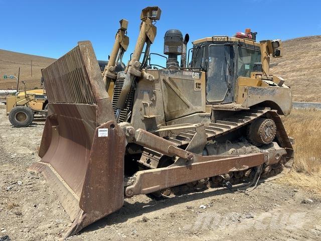 CAT D8T Spycharki gąsienicowe