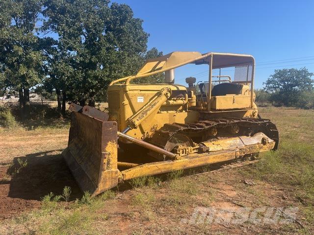 CAT D9G Spycharki gąsienicowe