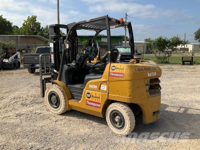 CAT DP40N Maszyny budowlane - Inne