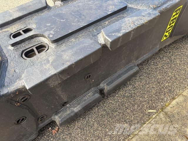 CAT H180ES Młoty hydrauliczne