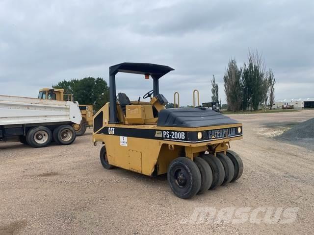 CAT PS200B Walce ogumione