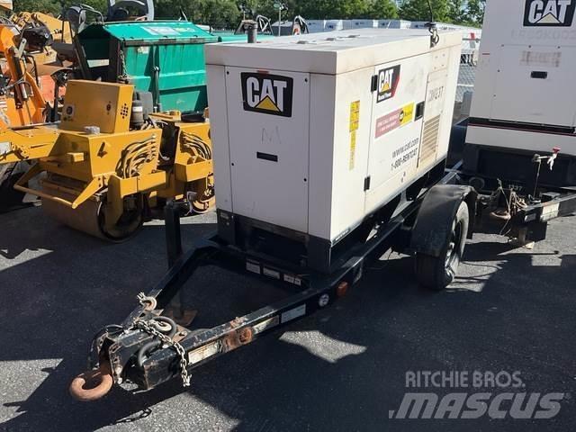 CAT XQ20 Agregaty prądotwórcze Diesla