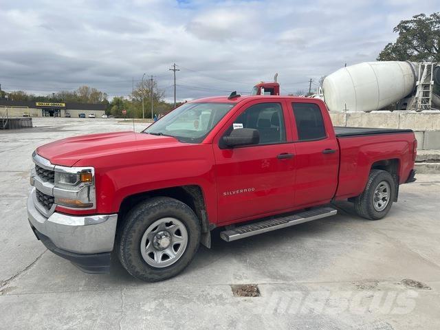 Chevrolet 1500 Pick-upy / Pojazdy z otwieranymi burtami