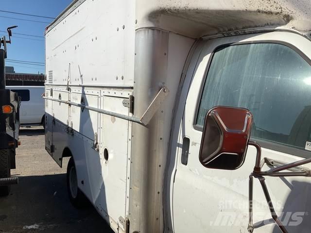 Chevrolet 3500 Busy / Vany