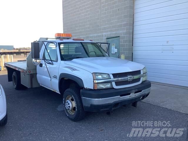 Chevrolet 3500 Ciężarówki typu Platforma / Skrzynia