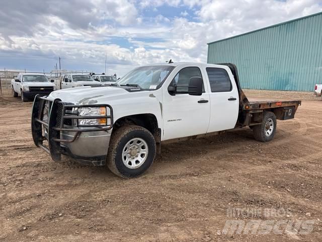 Chevrolet 3500 Ciężarówki typu Platforma / Skrzynia