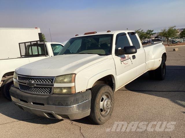 Chevrolet 3500 Pick-upy / Pojazdy z otwieranymi burtami