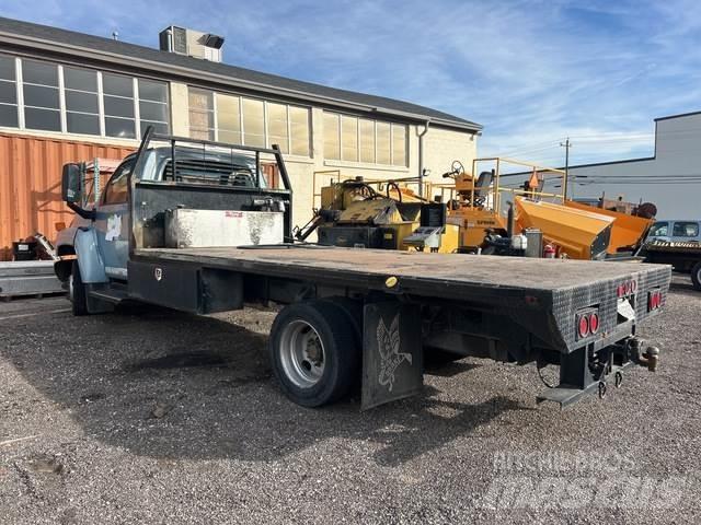 Chevrolet 4500 Ciężarówki typu Platforma / Skrzynia