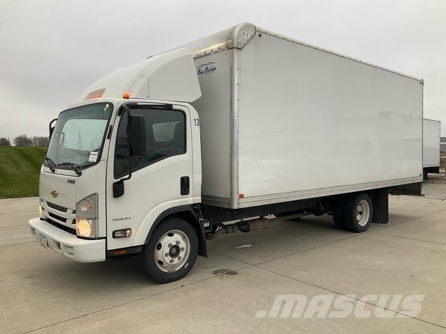 Chevrolet 4500 Samochody ciężarowe ze skrzynią zamkniętą