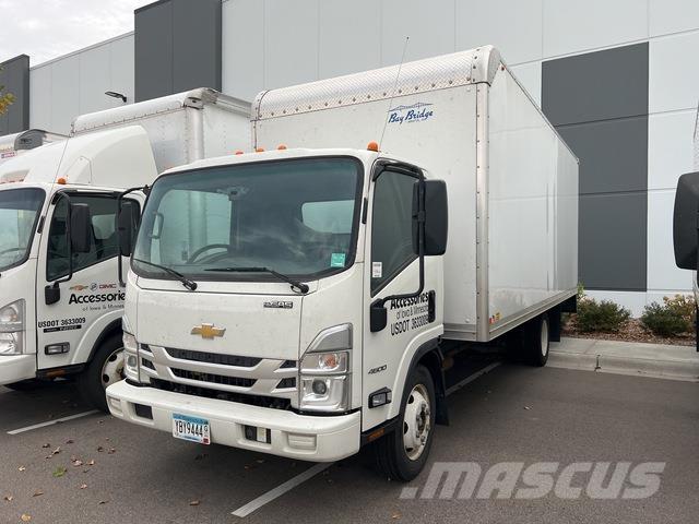 Chevrolet 4500 Samochody ciężarowe ze skrzynią zamkniętą