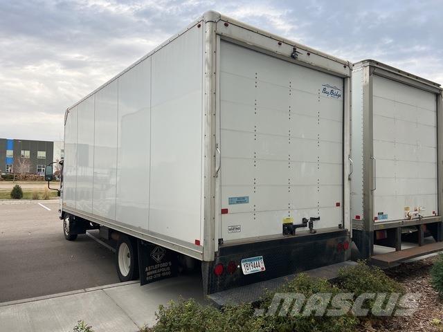 Chevrolet 4500 Samochody ciężarowe ze skrzynią zamkniętą