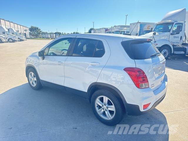 Chevrolet Trax Samochody osobowe