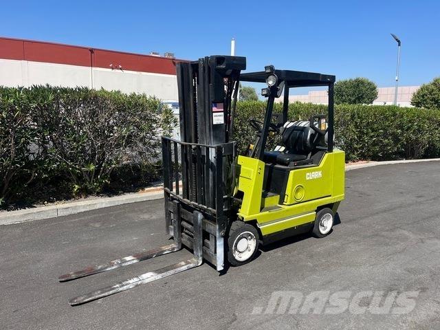 Clark GCS25WC Maszyny budowlane - Inne