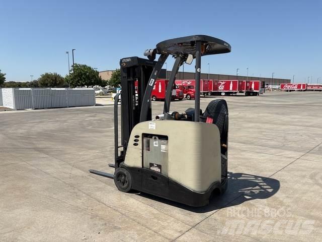 Crown RC5500 Wózki elektryczne