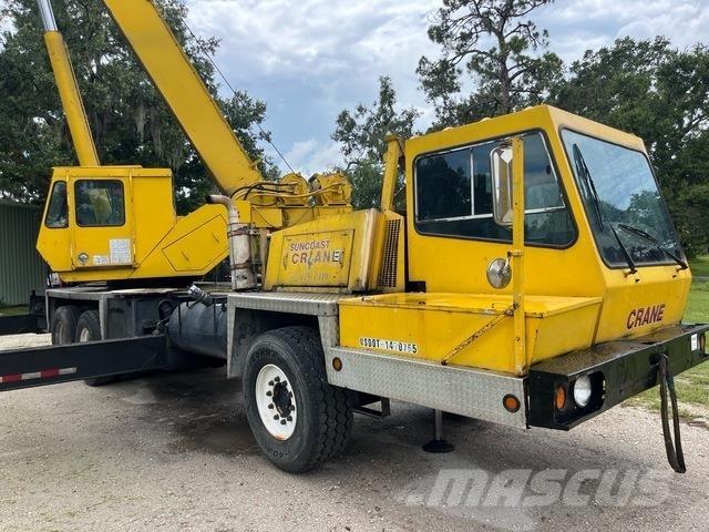 Daewoo DTC-35 Żurawie gąsienicowe