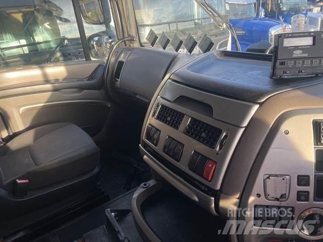 DAF XF105 Pojazdy pod zabudowę