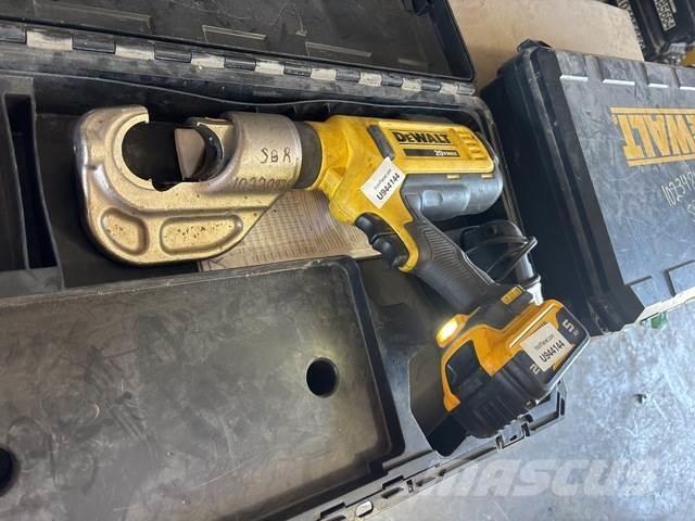 DeWalt DCE300 Maszyny budowlane - Inne