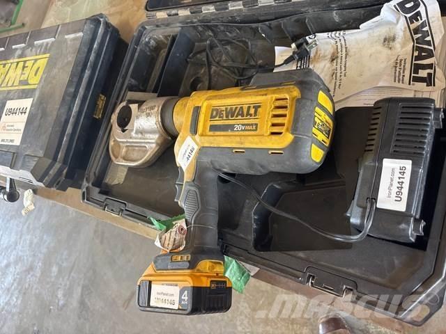 DeWalt DCE300 Maszyny budowlane - Inne