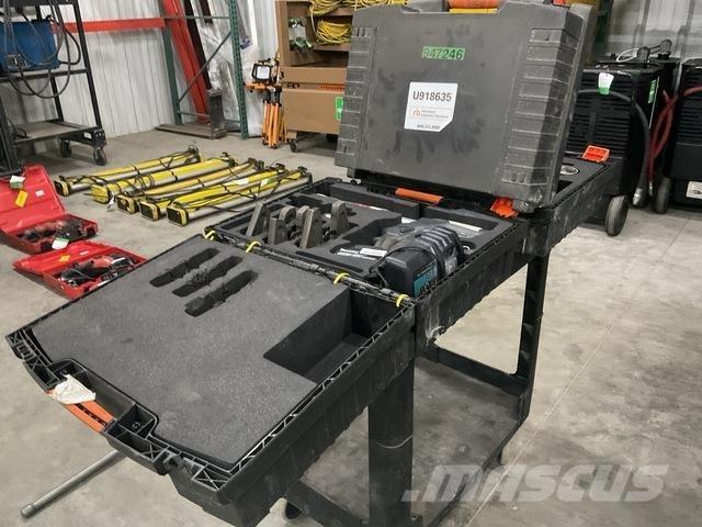 DeWalt DW294 Maszyny budowlane - Inne