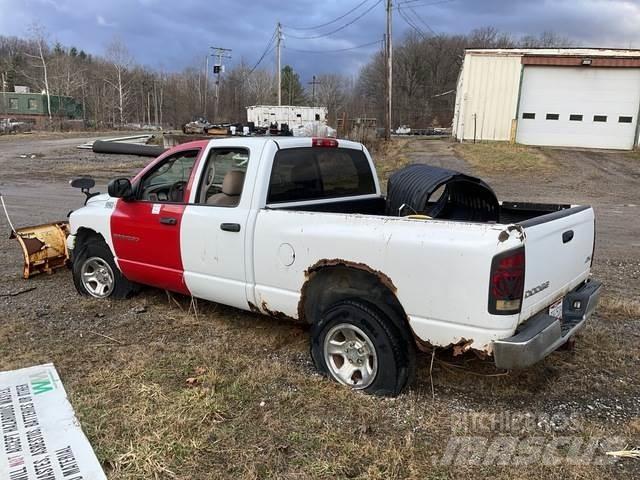 Dodge Ram 1500 Lemiesze i pługi śnieżne