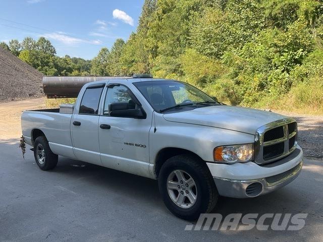 Dodge Ram 1500 Pick-upy / Pojazdy z otwieranymi burtami