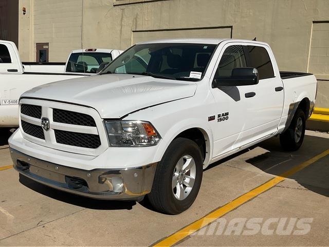 Dodge Ram 1500 Pick-upy / Pojazdy z otwieranymi burtami