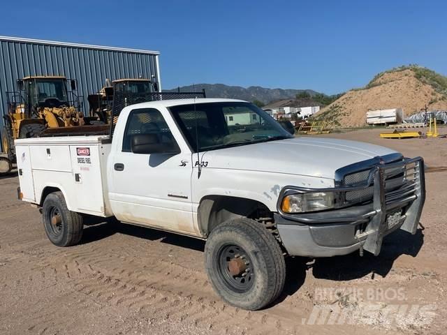 Dodge Ram 2500 Pick-upy / Pojazdy z otwieranymi burtami