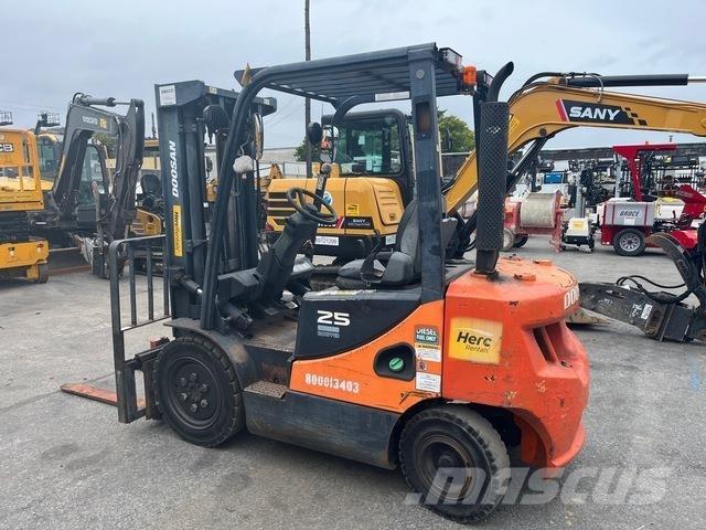 Doosan D25S-7 Wózki widłowe inne