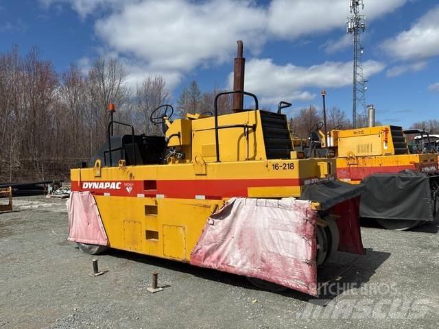 Dynapac CP221 Walce ogumione