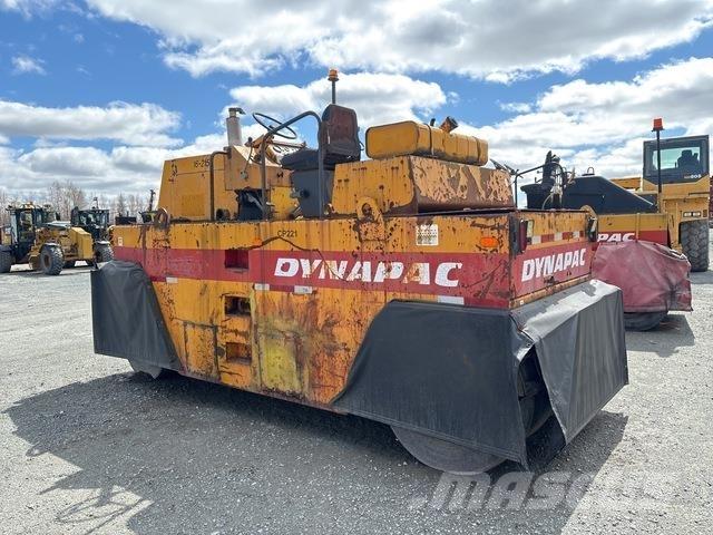 Dynapac CP221 Walce ogumione
