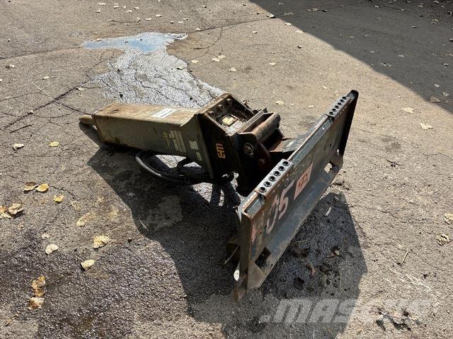 Epiroc EC70T Młoty hydrauliczne