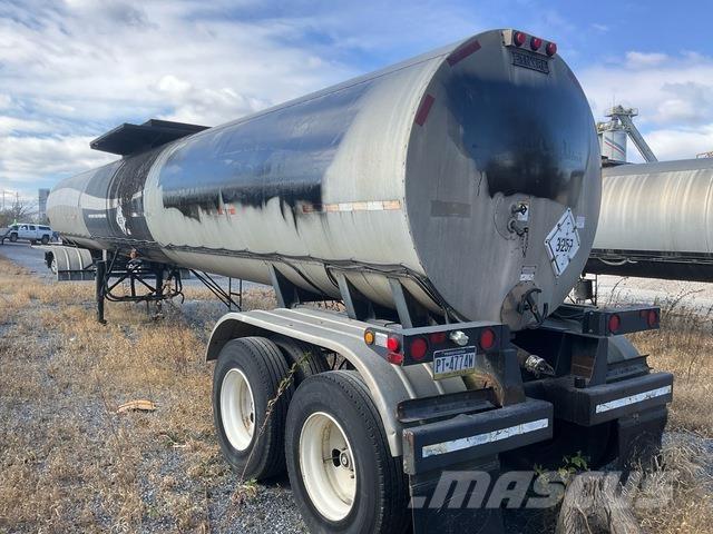 Etnyre TR6 Pojazdy do transportu materiału