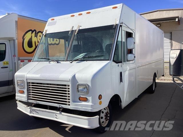 Ford  Samochody dostawcze ze skrzynią zamkniętą