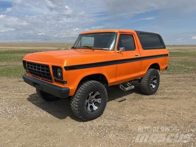 Ford Bronco Samochody osobowe