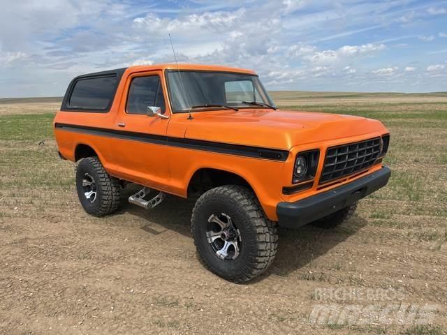 Ford Bronco Samochody osobowe