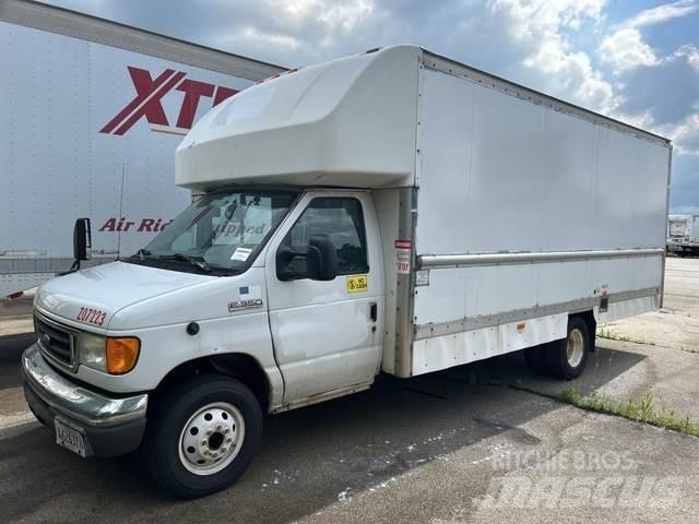 Ford E-350 Busy / Vany