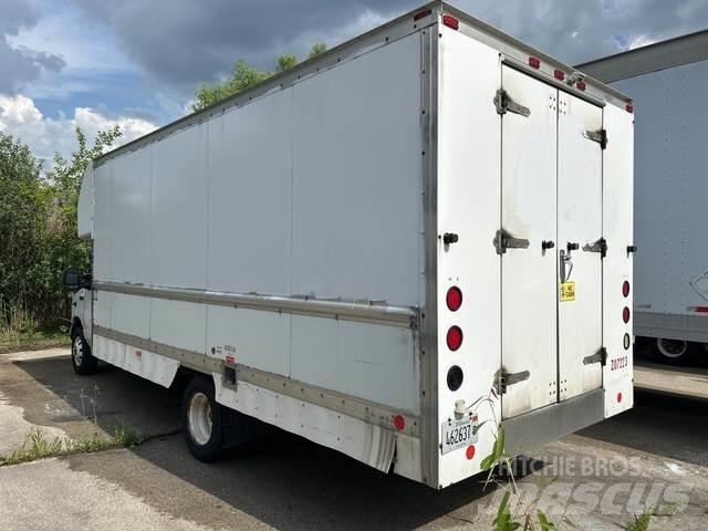 Ford E-350 Busy / Vany