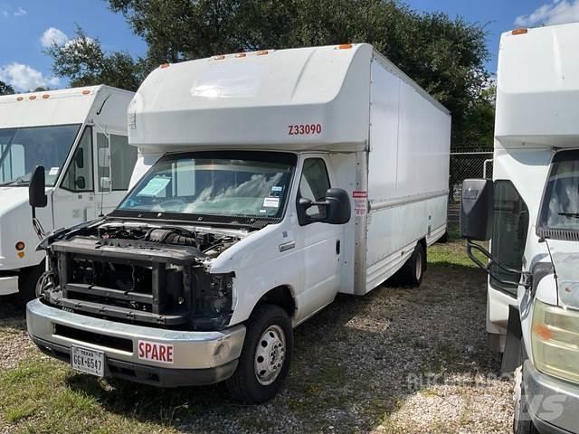 Ford E-350 Busy / Vany
