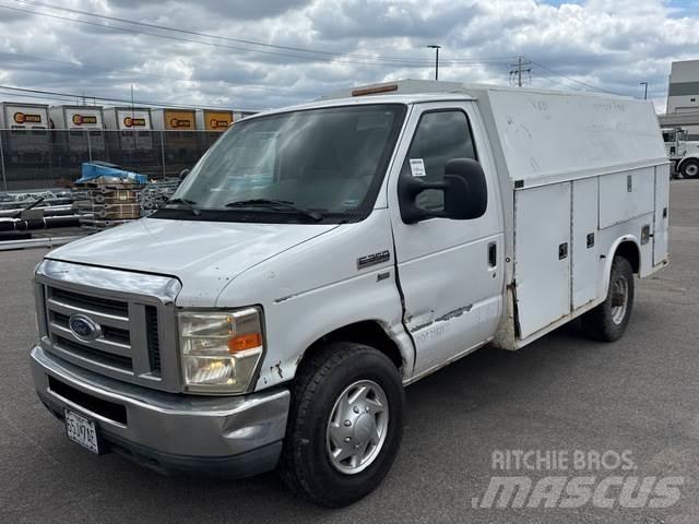 Ford E-350 Pick-upy / Pojazdy z otwieranymi burtami