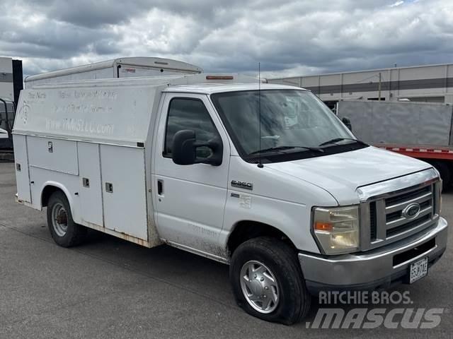 Ford E-350 Pick-upy / Pojazdy z otwieranymi burtami