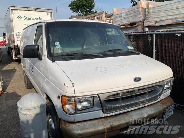 Ford E-350 Busy / Vany