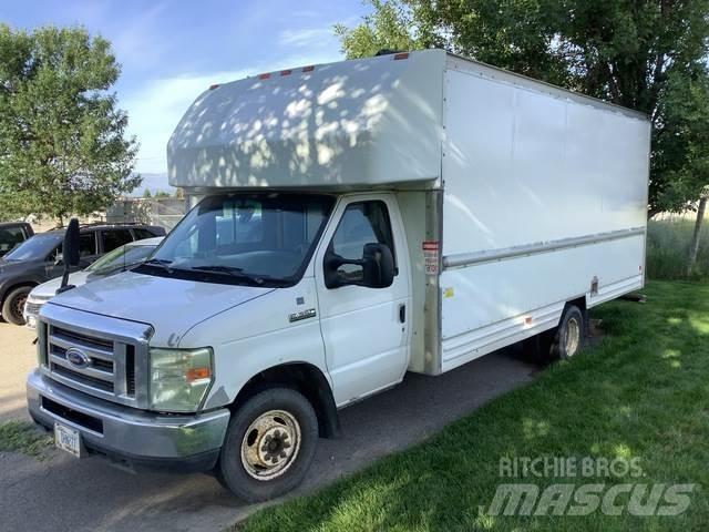 Ford E-350 Samochody dostawcze ze skrzynią zamkniętą